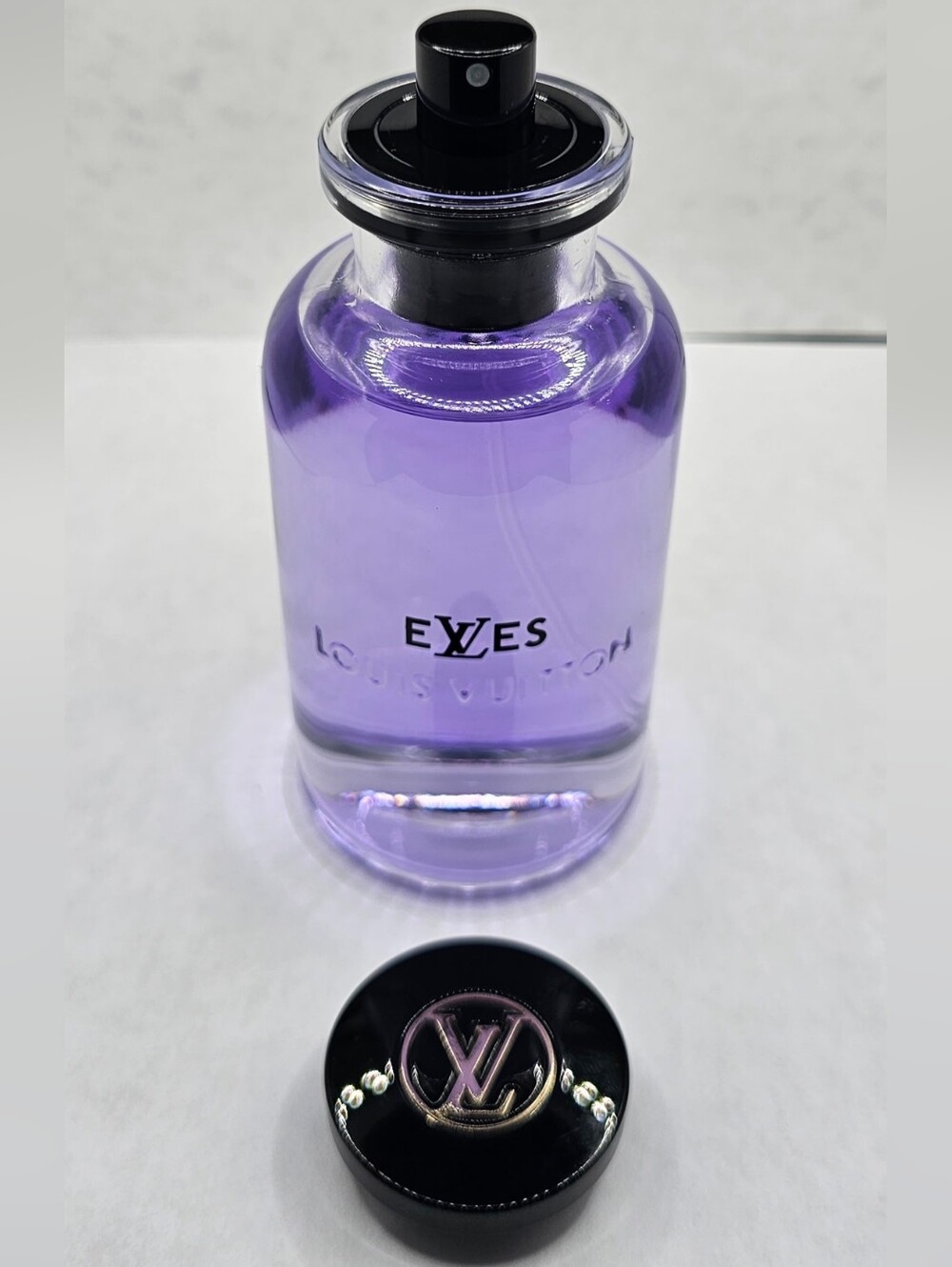 ☀️1 Btl✅️ LOUIS VUITTON ELVES FRAGRANCE💯100ML BOTTLE ➕️ 💥8pc=16ML✅️ - Picture 7 of 16